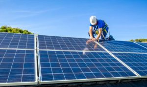 Installation et mise en production des panneaux solaires photovoltaïques à Chevry-Cossigny